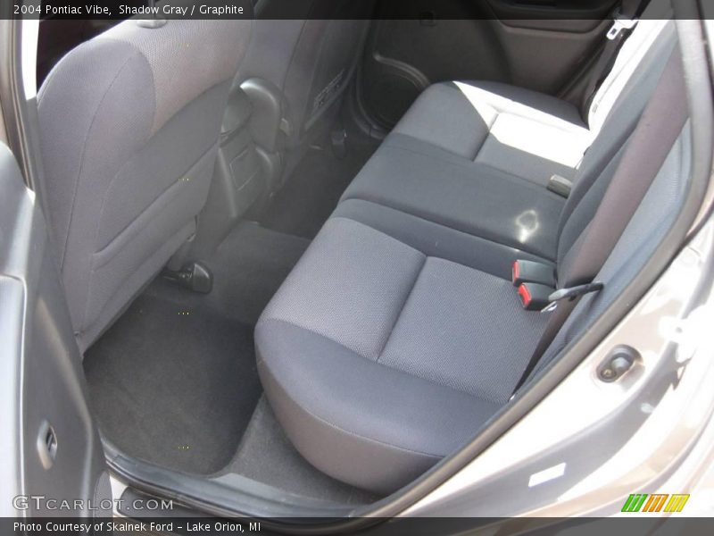 Shadow Gray / Graphite 2004 Pontiac Vibe