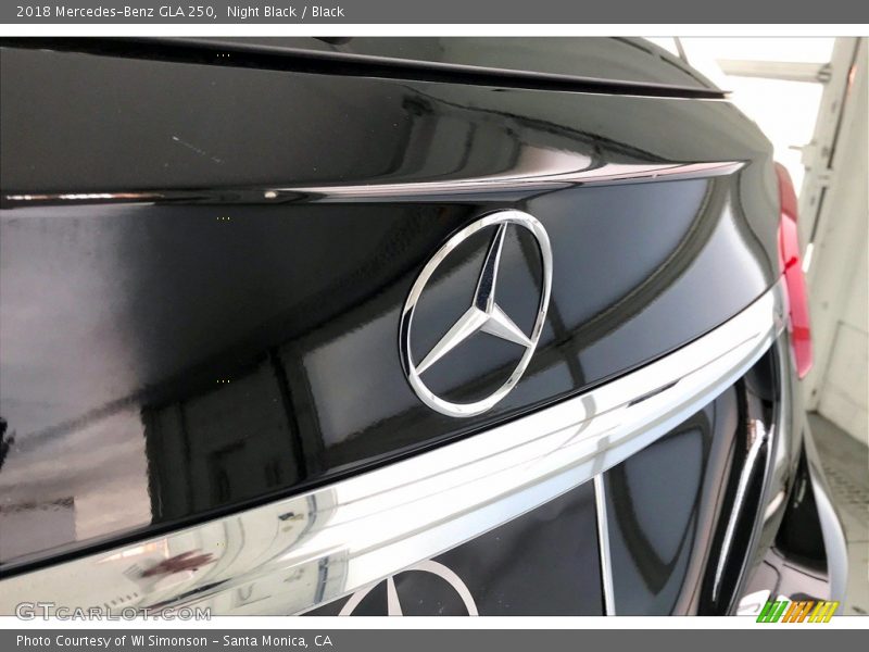 Night Black / Black 2018 Mercedes-Benz GLA 250