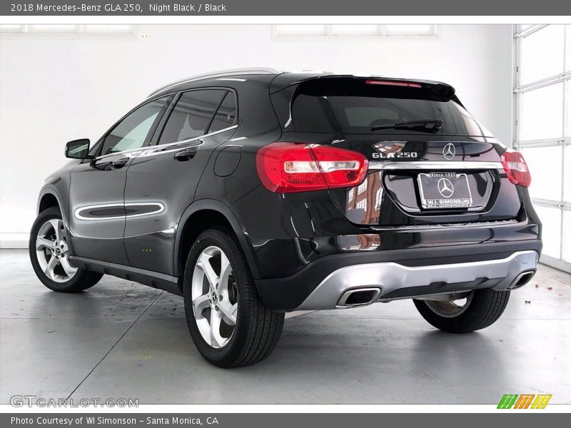 Night Black / Black 2018 Mercedes-Benz GLA 250