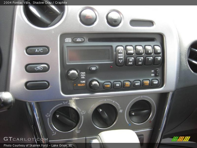 Shadow Gray / Graphite 2004 Pontiac Vibe
