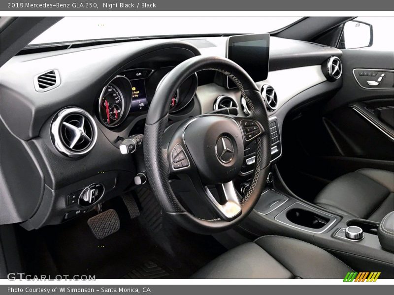 Night Black / Black 2018 Mercedes-Benz GLA 250