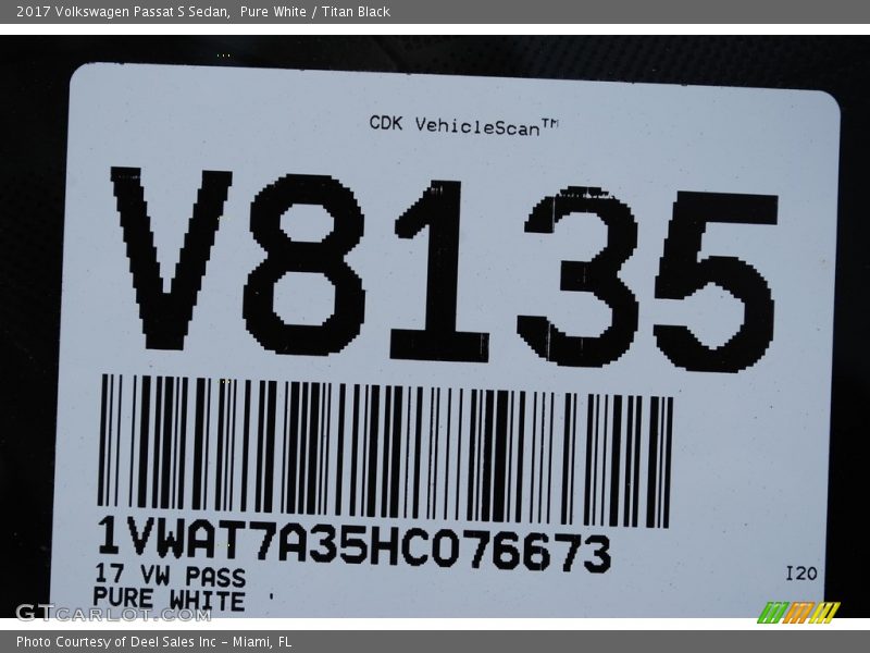 Pure White / Titan Black 2017 Volkswagen Passat S Sedan