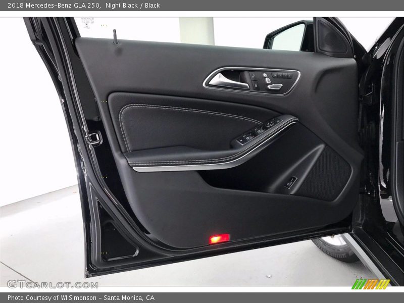 Night Black / Black 2018 Mercedes-Benz GLA 250