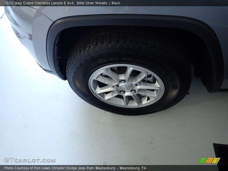Billet Silver Metallic / Black 2020 Jeep Grand Cherokee Laredo E 4x4