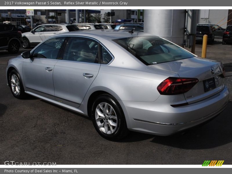 Reflex Silver Metallic / Moonrock Gray 2017 Volkswagen Passat S Sedan