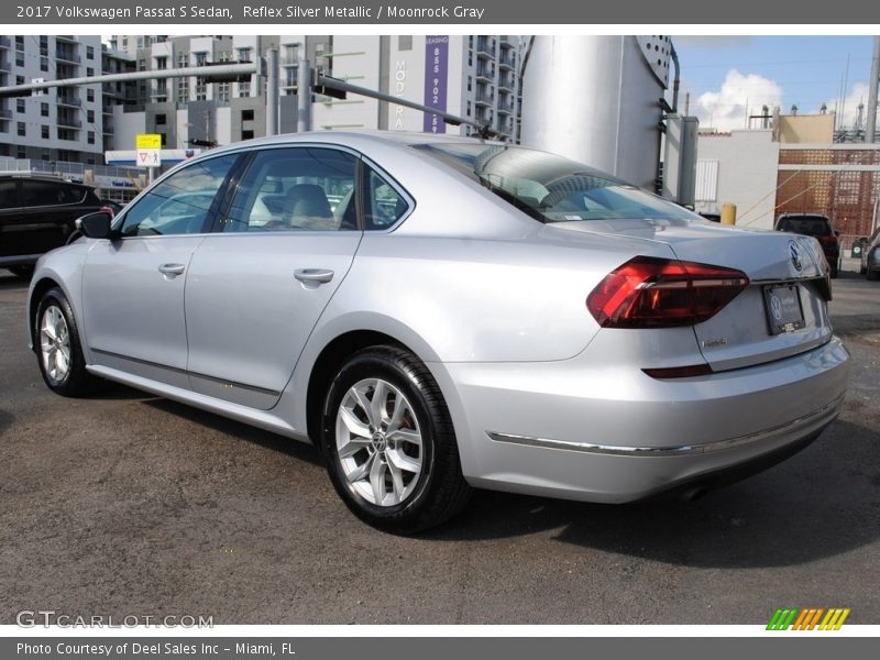 Reflex Silver Metallic / Moonrock Gray 2017 Volkswagen Passat S Sedan