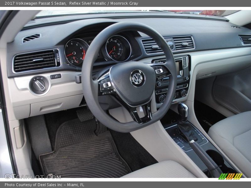 Reflex Silver Metallic / Moonrock Gray 2017 Volkswagen Passat S Sedan