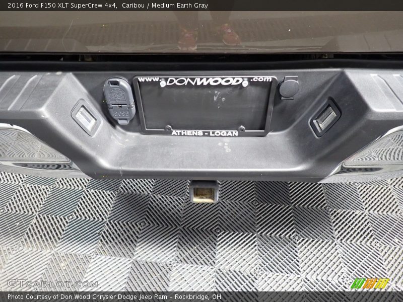 Caribou / Medium Earth Gray 2016 Ford F150 XLT SuperCrew 4x4