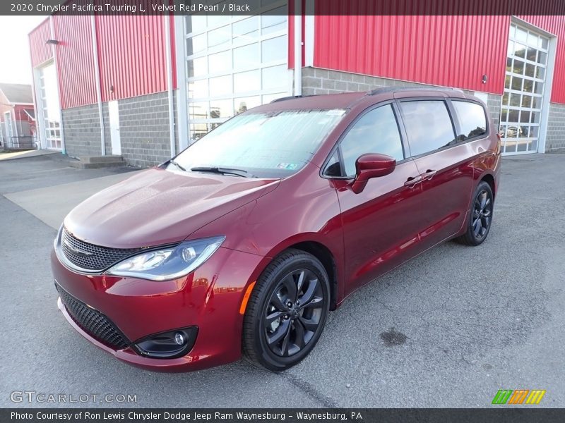 Velvet Red Pearl / Black 2020 Chrysler Pacifica Touring L