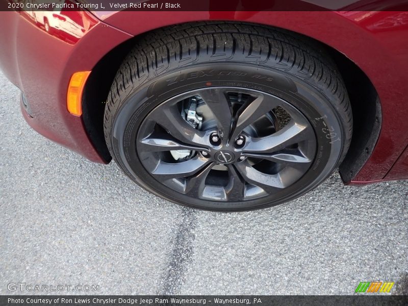 Velvet Red Pearl / Black 2020 Chrysler Pacifica Touring L