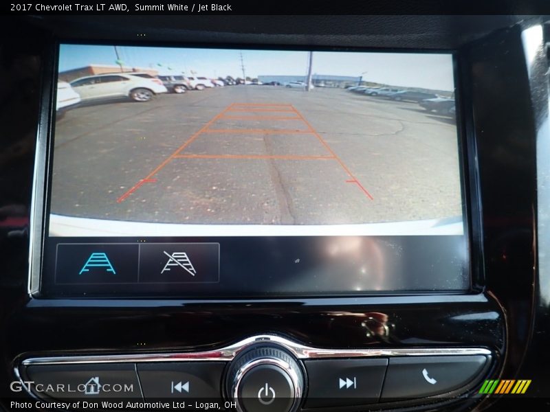 Summit White / Jet Black 2017 Chevrolet Trax LT AWD