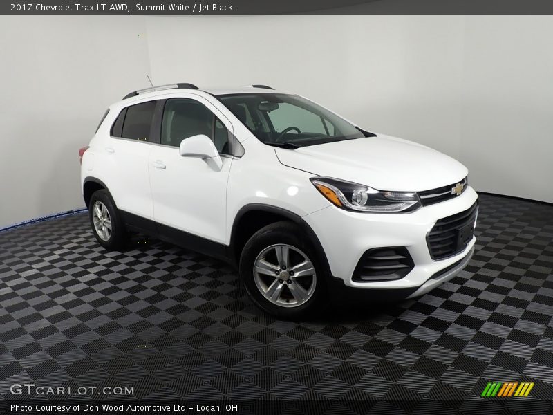 Summit White / Jet Black 2017 Chevrolet Trax LT AWD