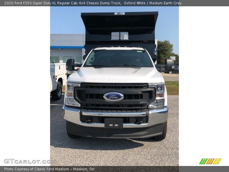 Oxford White / Medium Earth Gray 2020 Ford F350 Super Duty XL Regular Cab 4x4 Chassis Dump Truck