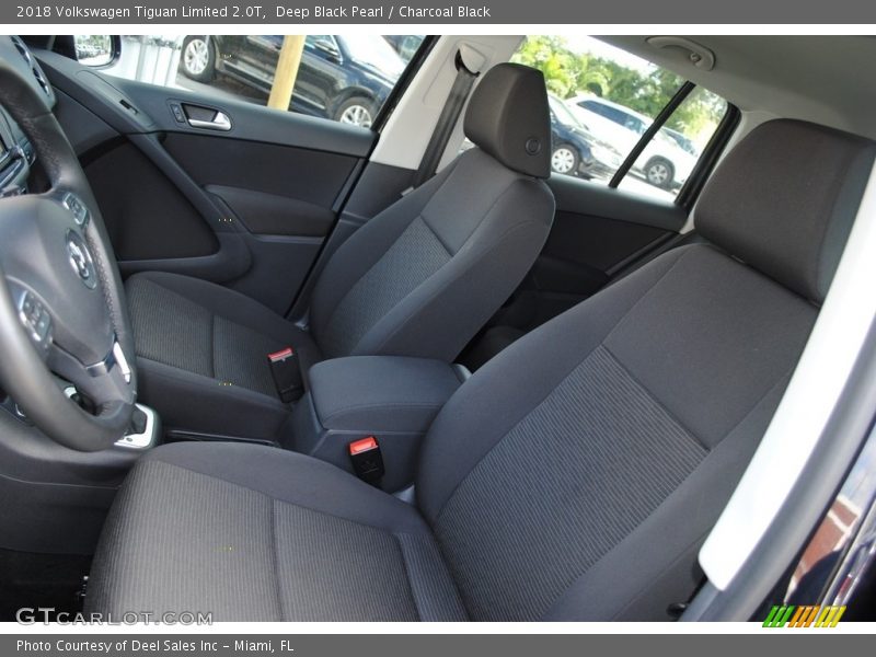 Deep Black Pearl / Charcoal Black 2018 Volkswagen Tiguan Limited 2.0T