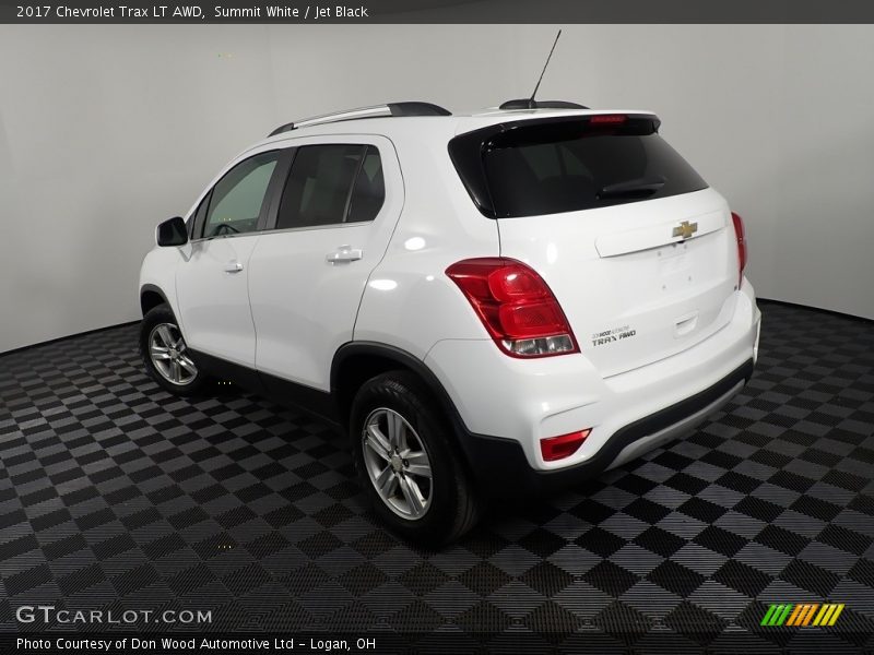 Summit White / Jet Black 2017 Chevrolet Trax LT AWD