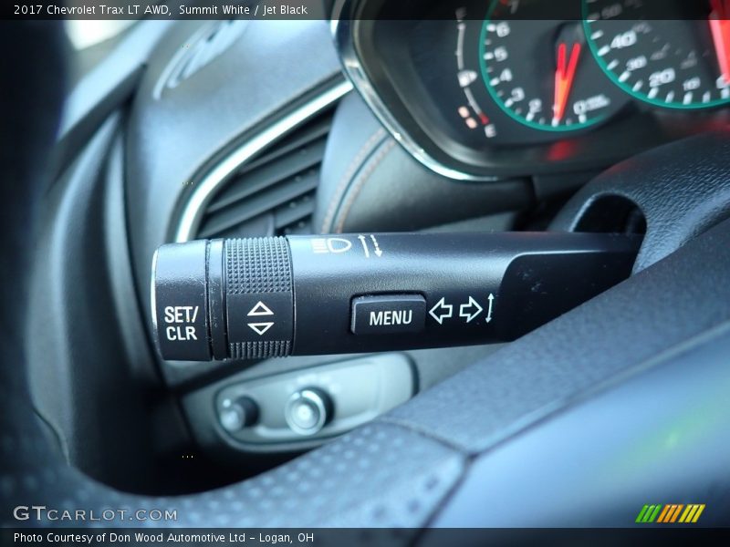 Summit White / Jet Black 2017 Chevrolet Trax LT AWD