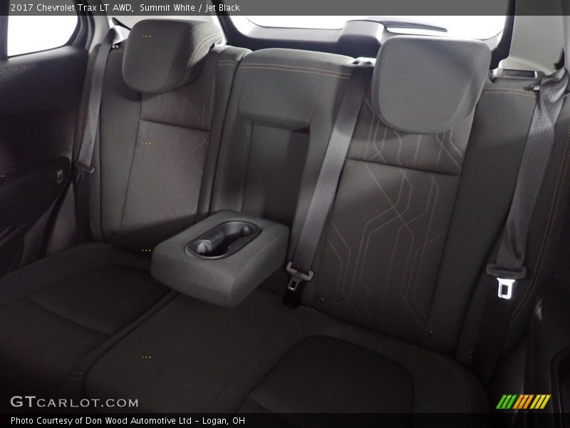 Summit White / Jet Black 2017 Chevrolet Trax LT AWD