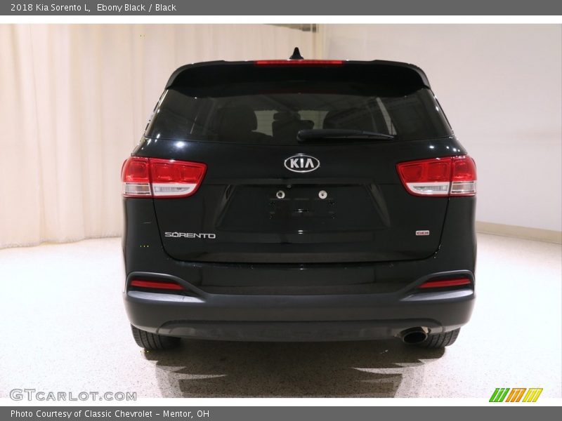 Ebony Black / Black 2018 Kia Sorento L