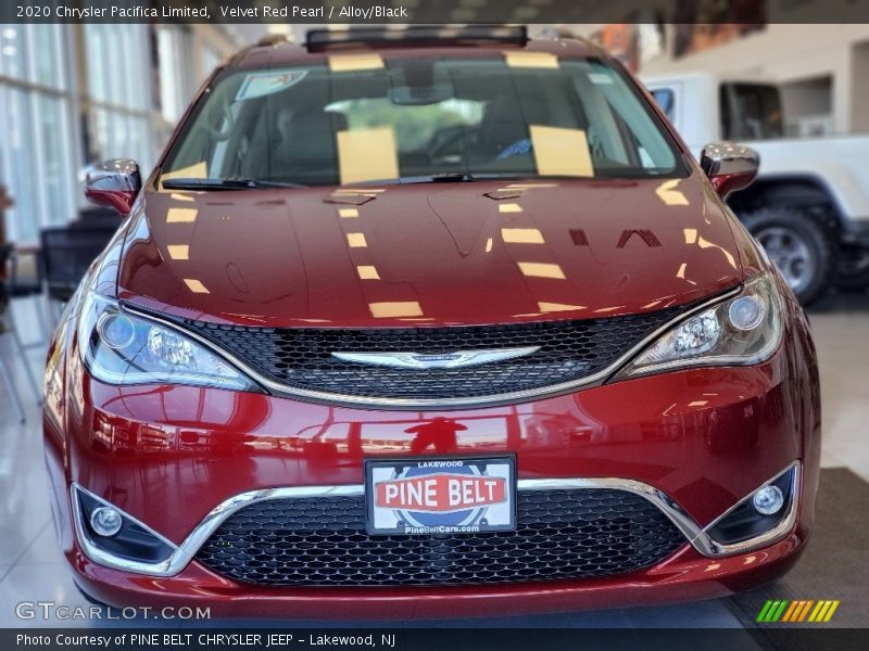 Velvet Red Pearl / Alloy/Black 2020 Chrysler Pacifica Limited