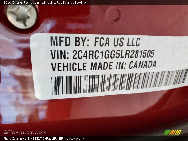 Velvet Red Pearl / Alloy/Black 2020 Chrysler Pacifica Limited
