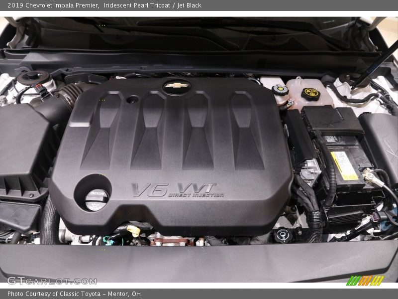 Iridescent Pearl Tricoat / Jet Black 2019 Chevrolet Impala Premier