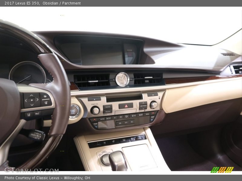Obsidian / Parchment 2017 Lexus ES 350