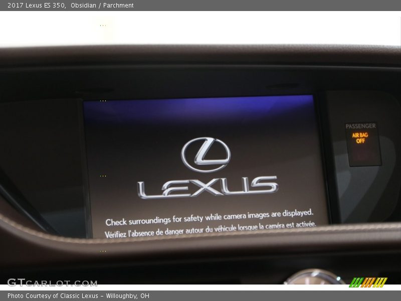 Obsidian / Parchment 2017 Lexus ES 350