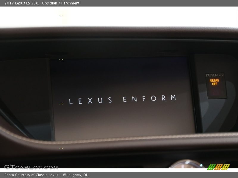 Obsidian / Parchment 2017 Lexus ES 350