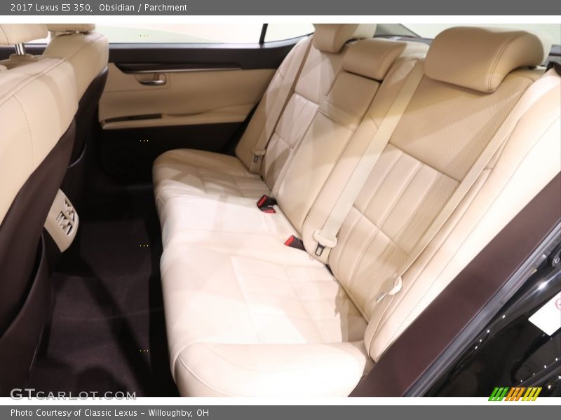 Obsidian / Parchment 2017 Lexus ES 350