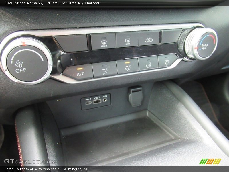 Brilliant Silver Metallic / Charcoal 2020 Nissan Altima SR