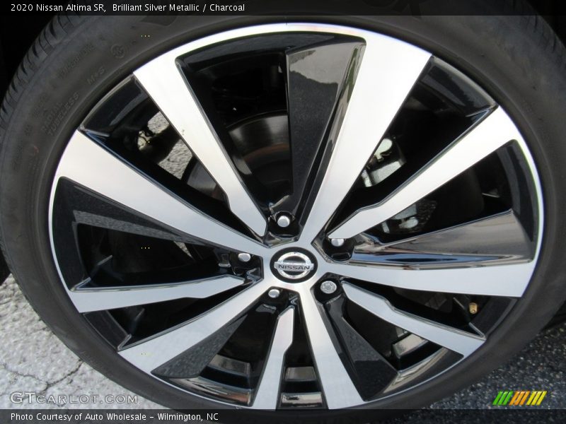 Brilliant Silver Metallic / Charcoal 2020 Nissan Altima SR