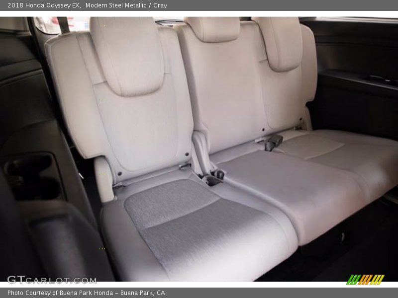 Modern Steel Metallic / Gray 2018 Honda Odyssey EX