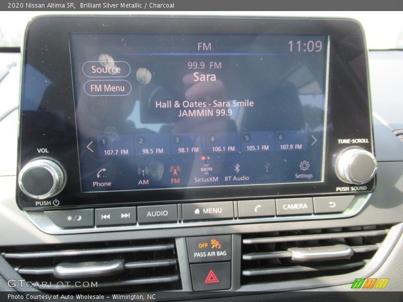 Brilliant Silver Metallic / Charcoal 2020 Nissan Altima SR