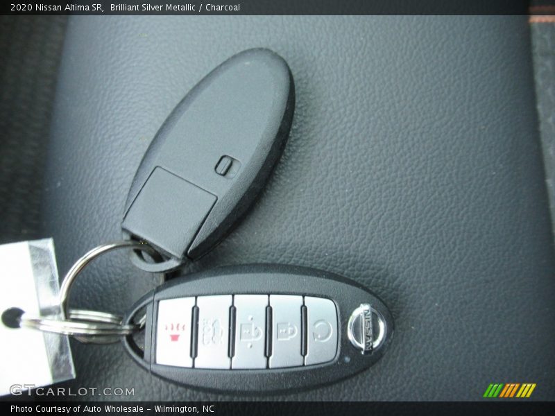 Brilliant Silver Metallic / Charcoal 2020 Nissan Altima SR