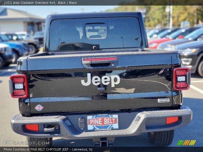 Black / Black 2021 Jeep Gladiator Overland 4x4