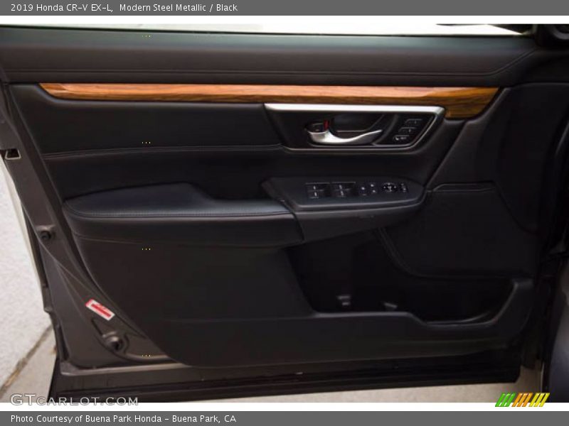 Modern Steel Metallic / Black 2019 Honda CR-V EX-L