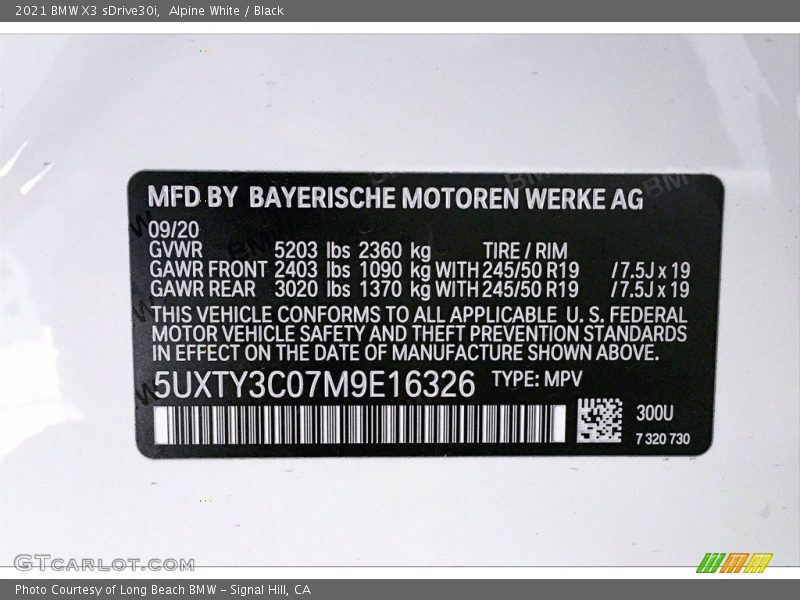 Alpine White / Black 2021 BMW X3 sDrive30i
