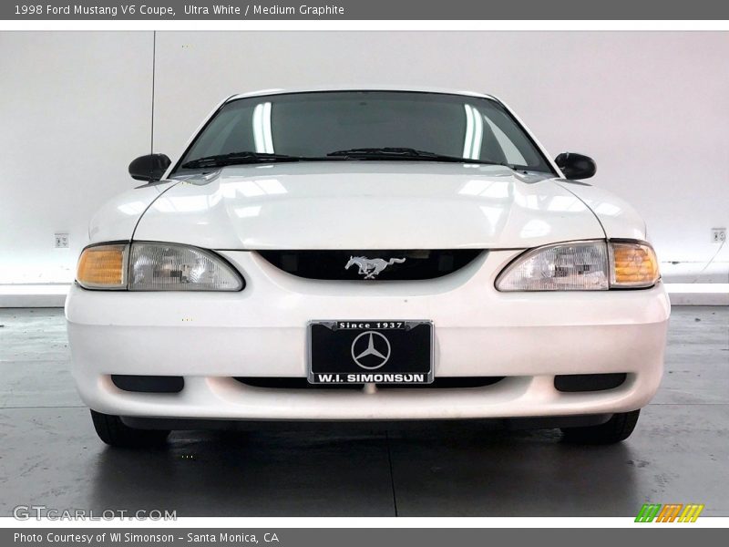 Ultra White / Medium Graphite 1998 Ford Mustang V6 Coupe