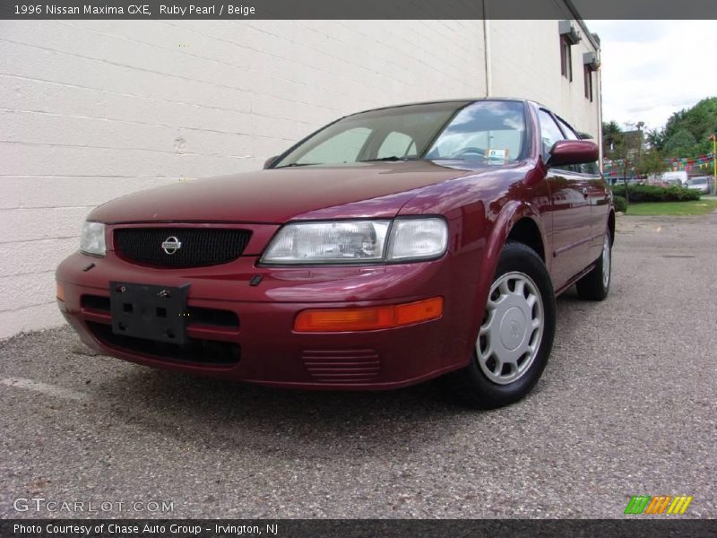 Ruby Pearl / Beige 1996 Nissan Maxima GXE
