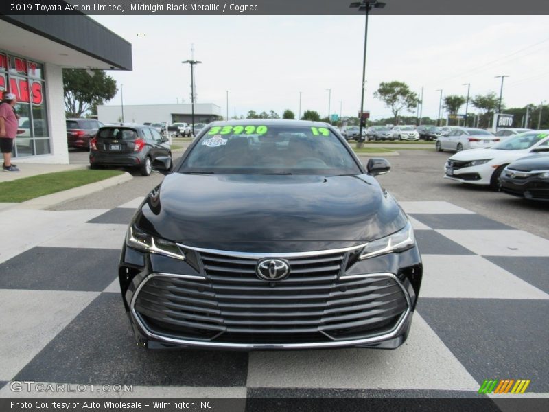 Midnight Black Metallic / Cognac 2019 Toyota Avalon Limited