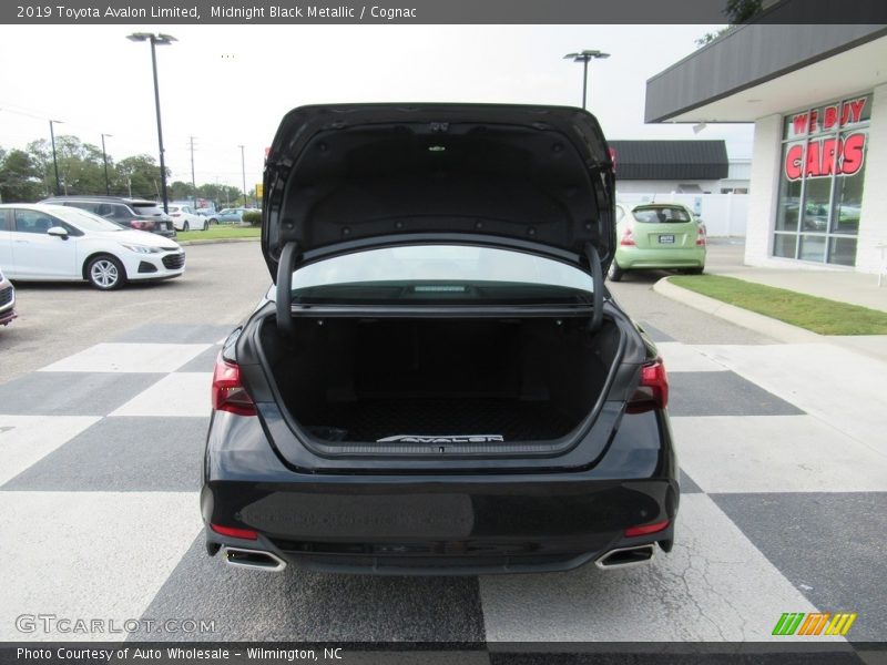 Midnight Black Metallic / Cognac 2019 Toyota Avalon Limited