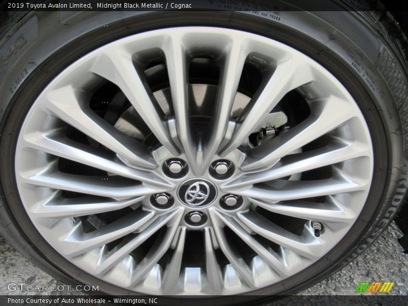 Midnight Black Metallic / Cognac 2019 Toyota Avalon Limited