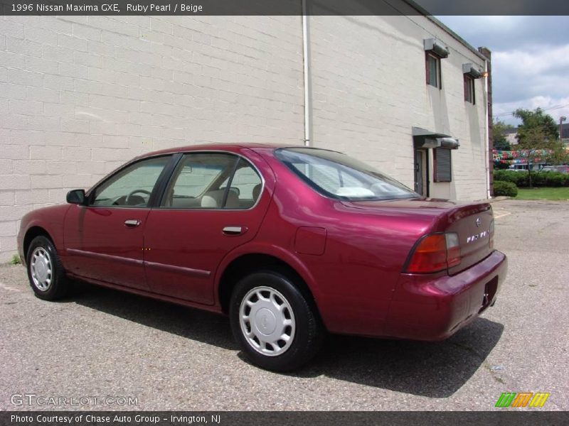 Ruby Pearl / Beige 1996 Nissan Maxima GXE