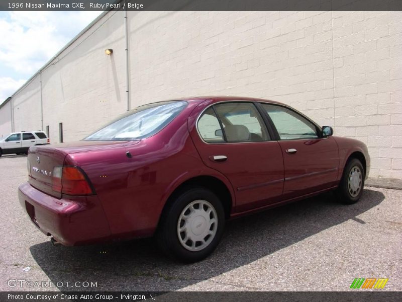 Ruby Pearl / Beige 1996 Nissan Maxima GXE