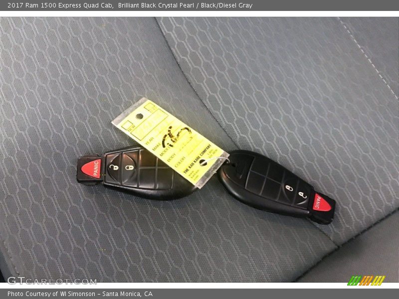 Brilliant Black Crystal Pearl / Black/Diesel Gray 2017 Ram 1500 Express Quad Cab