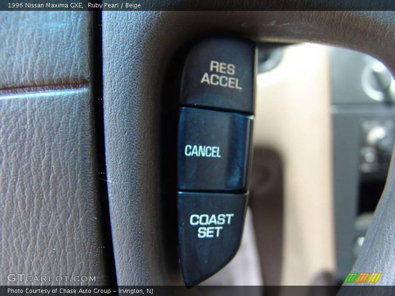 Ruby Pearl / Beige 1996 Nissan Maxima GXE