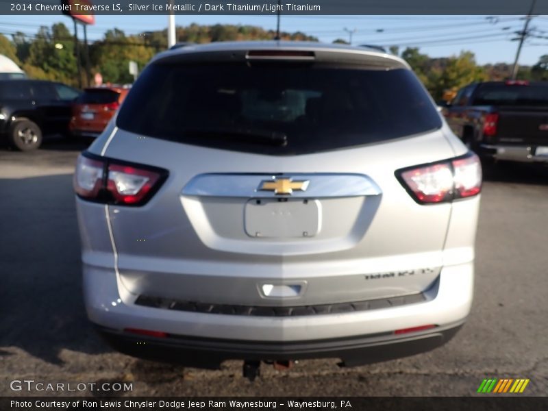 Silver Ice Metallic / Dark Titanium/Light Titanium 2014 Chevrolet Traverse LS