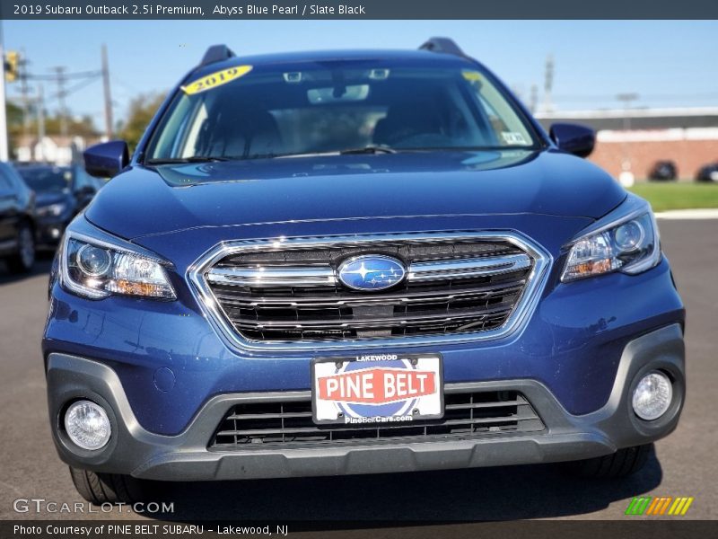 Abyss Blue Pearl / Slate Black 2019 Subaru Outback 2.5i Premium