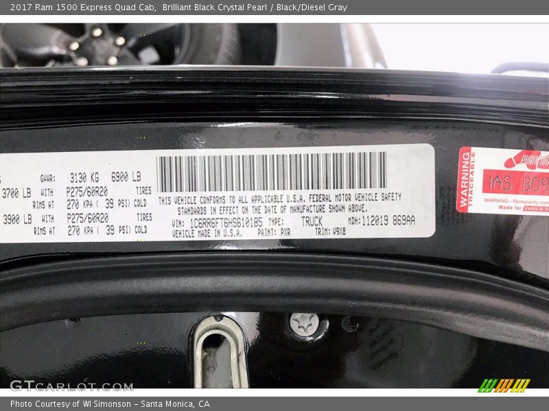 Brilliant Black Crystal Pearl / Black/Diesel Gray 2017 Ram 1500 Express Quad Cab