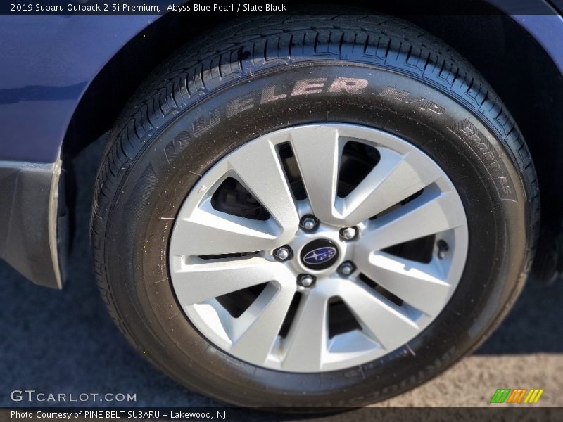 Abyss Blue Pearl / Slate Black 2019 Subaru Outback 2.5i Premium